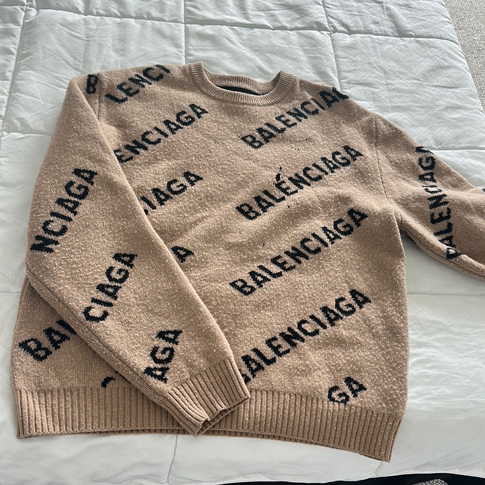 Balenciaga knit crew neck